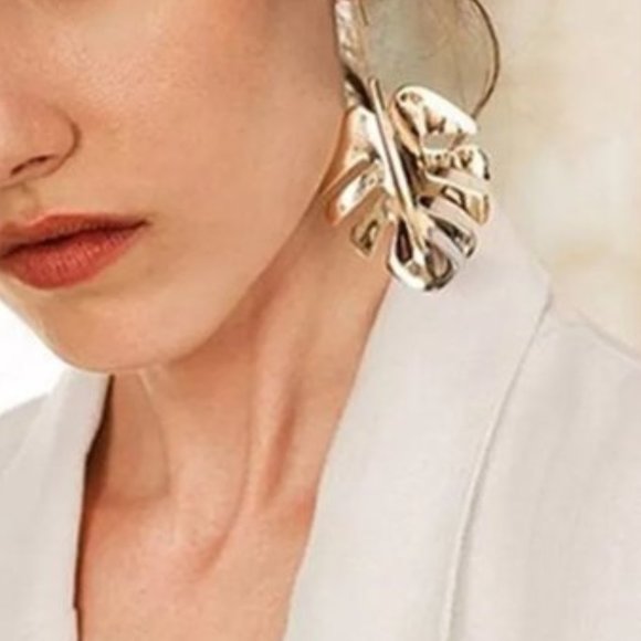 Anthropologie Jewelry - New! Anthro Monstera Gold Leaf Drop Earrings